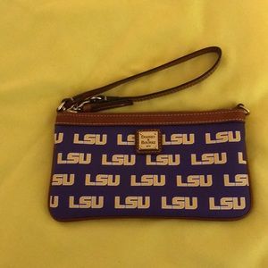 💜💛Dooney & Bourke LSU Wristlet💛💜